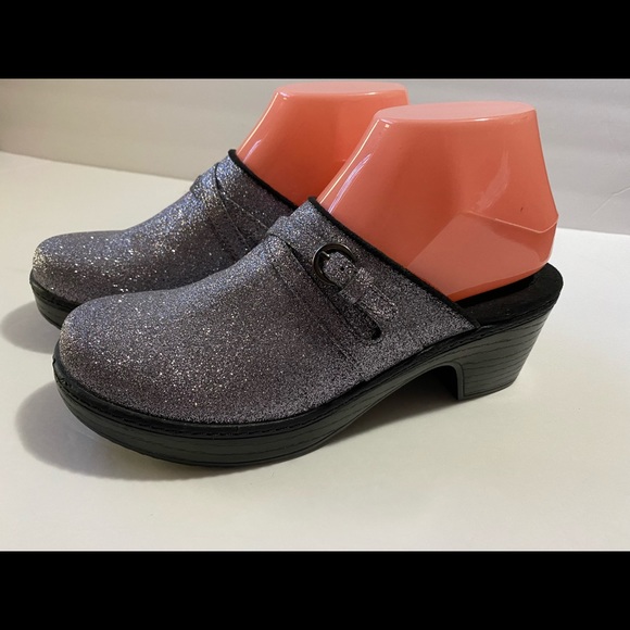 New Lands’ End size 7 glitter clogs rubber sole - Picture 8 of 8